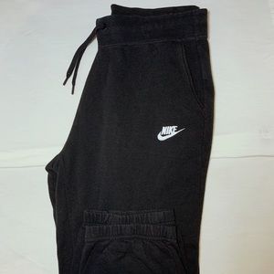 Nike Capri Sweatpants